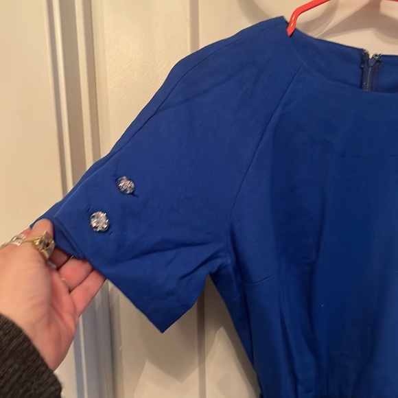 Gorgeous True Vintage Bright Blue Wool day dress! - Picture 3 of 7